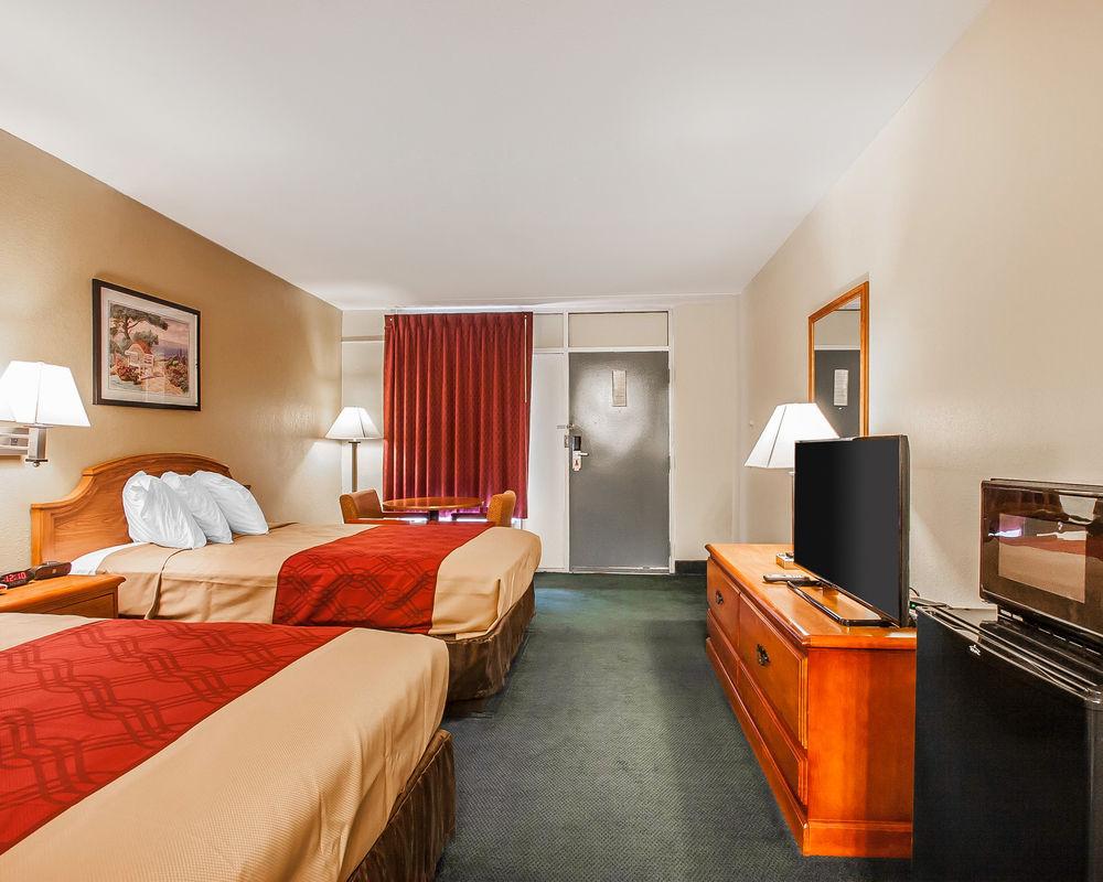 Econo Lodge Cullman Eksteriør billede